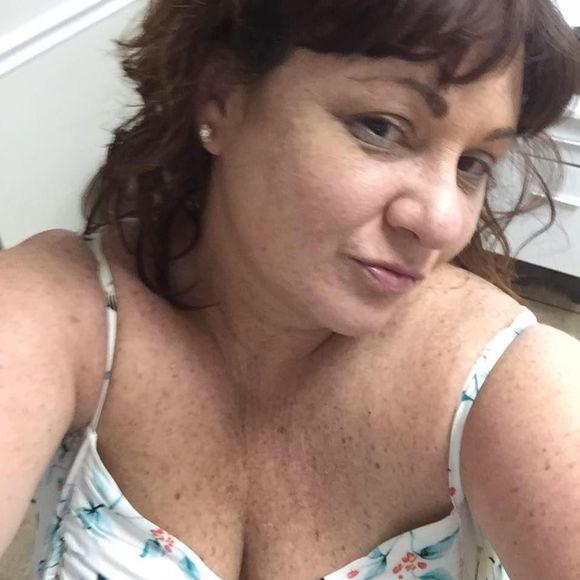 Meet your Posher, Heather - Picture 1 of 1